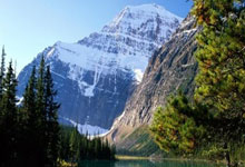 包含今晚体能课后，武汉三镇扳平良机备战欧冠，信心回归，更衣室氛围转暖的词条-yy娱乐网站